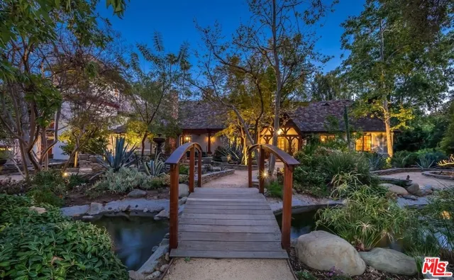 a view of a yard with tree s