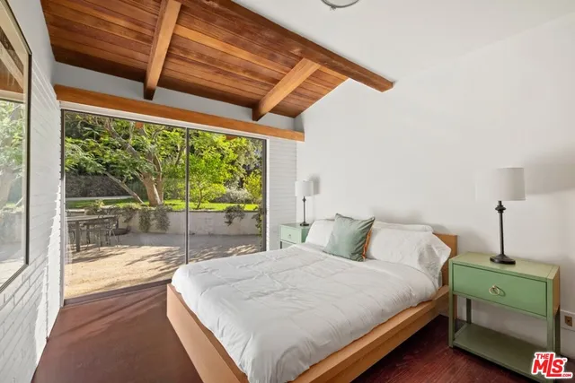 $25,888,000 | 4750 Encino Avenue, Encino, CA 91316