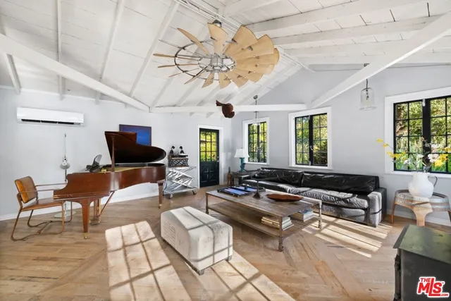 $25,888,000 | 4750 Encino Avenue, Encino, CA 91316