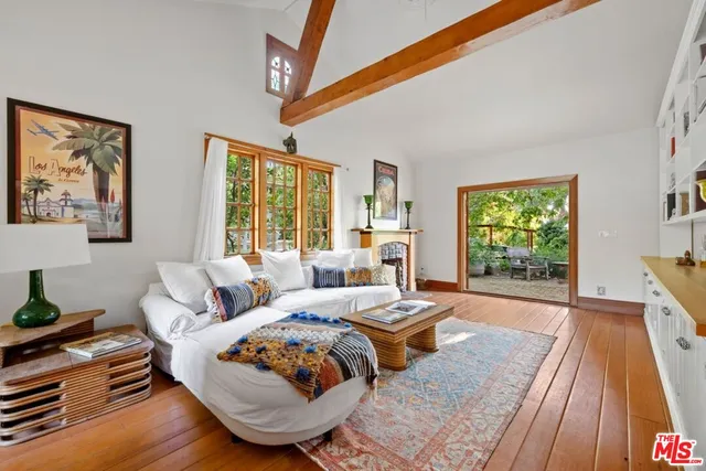 $25,888,000 | 4750 Encino Avenue, Encino, CA 91316