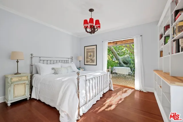 $25,888,000 | 4750 Encino Avenue, Encino, CA 91316