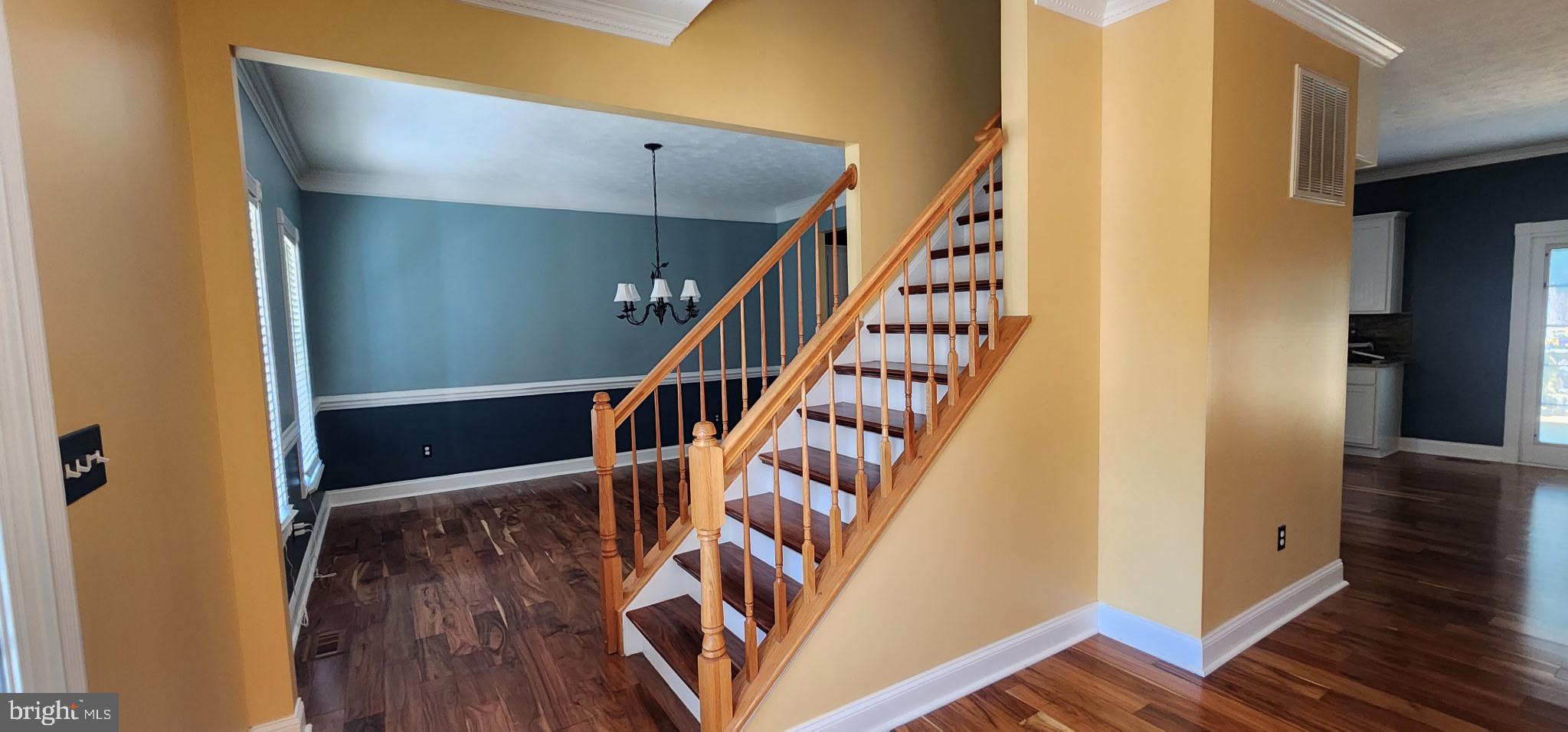 35175 Pheasant Ridge Road Locust Grove, VA 22508 - Photo 79 of 80 Inviting entryway with warm hues.