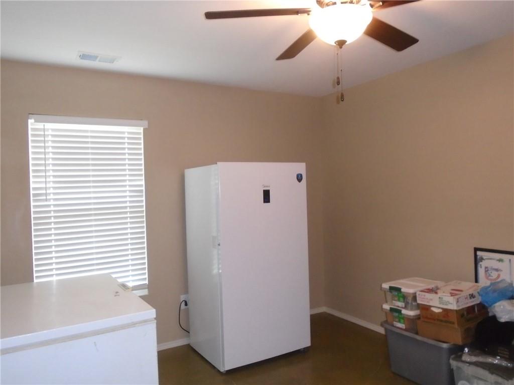 2898 Bluebird Road Odessa, MO 64076 - Photo 10 of 21