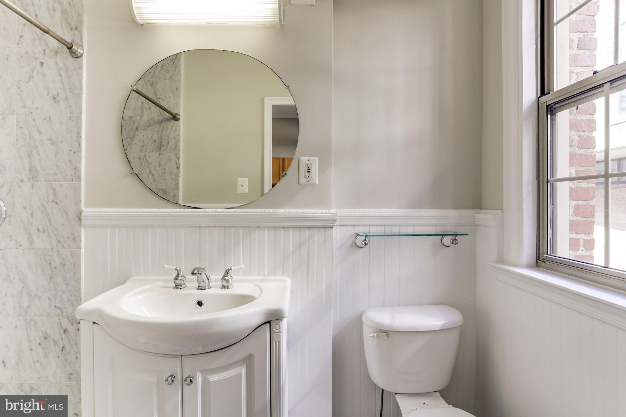 1401 Columbia Road Northwest, Unit 311 Washington, DC 20009 - Photo 9 of 10 Full Bath