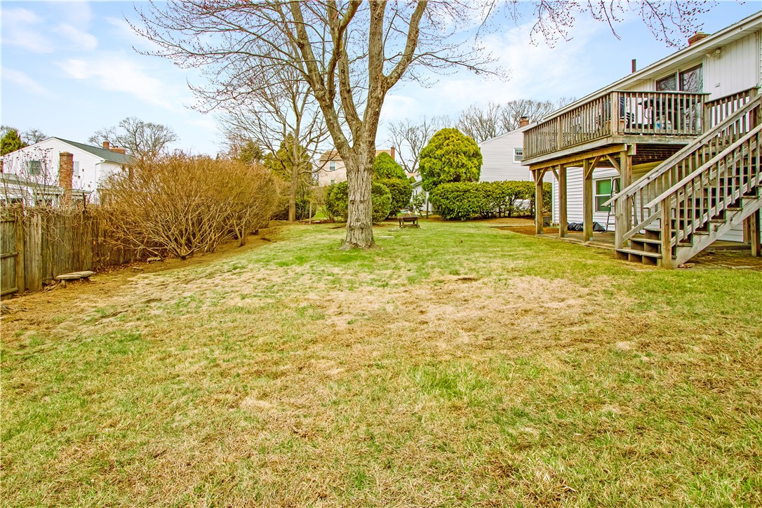 25 Caverly Street Warwick, RI 02886 - Photo 20 of 26