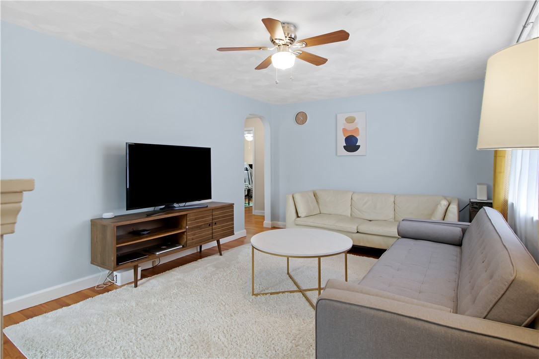 25 Caverly Street Warwick, RI 02886 - Photo 21 of 26