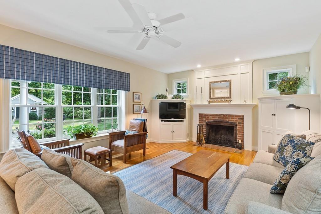 4 Farmstead Way Acton, MA 01720 - Photo 13 of 42