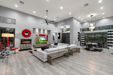$1,300,000 | 7067 East Ridgeview Lane, Carefree, AZ 85377
