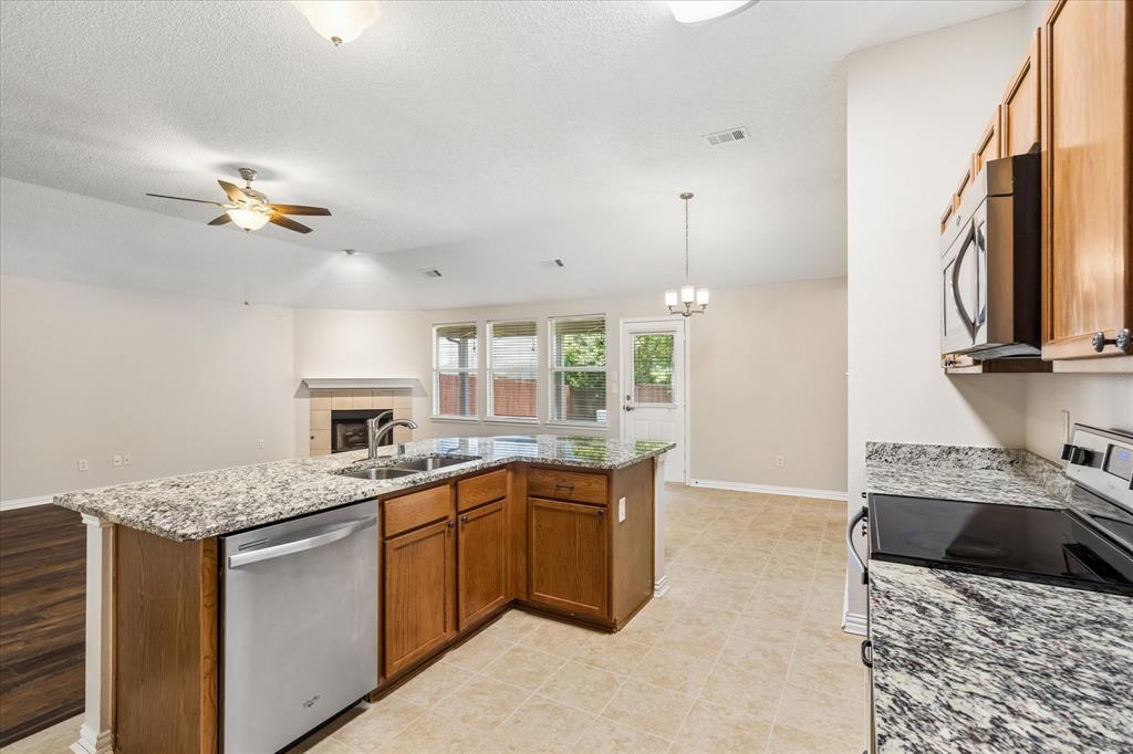 13220 Ridgepointe Road Fort Worth, TX 76244 - Photo 16 of 35 Gallery Image 16