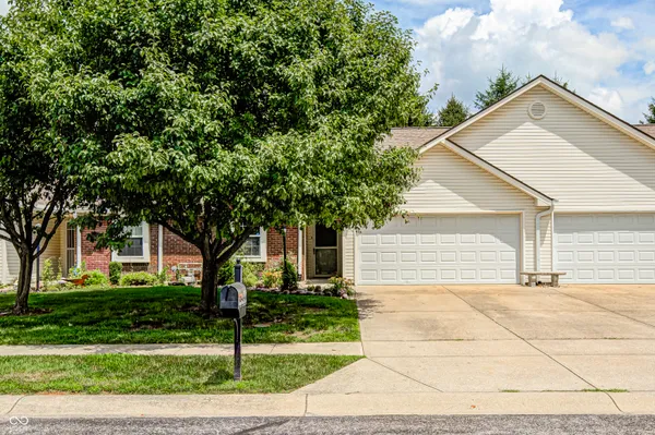 $222,500 | 3924 Gray Pond Court, Indianapolis, IN 46237