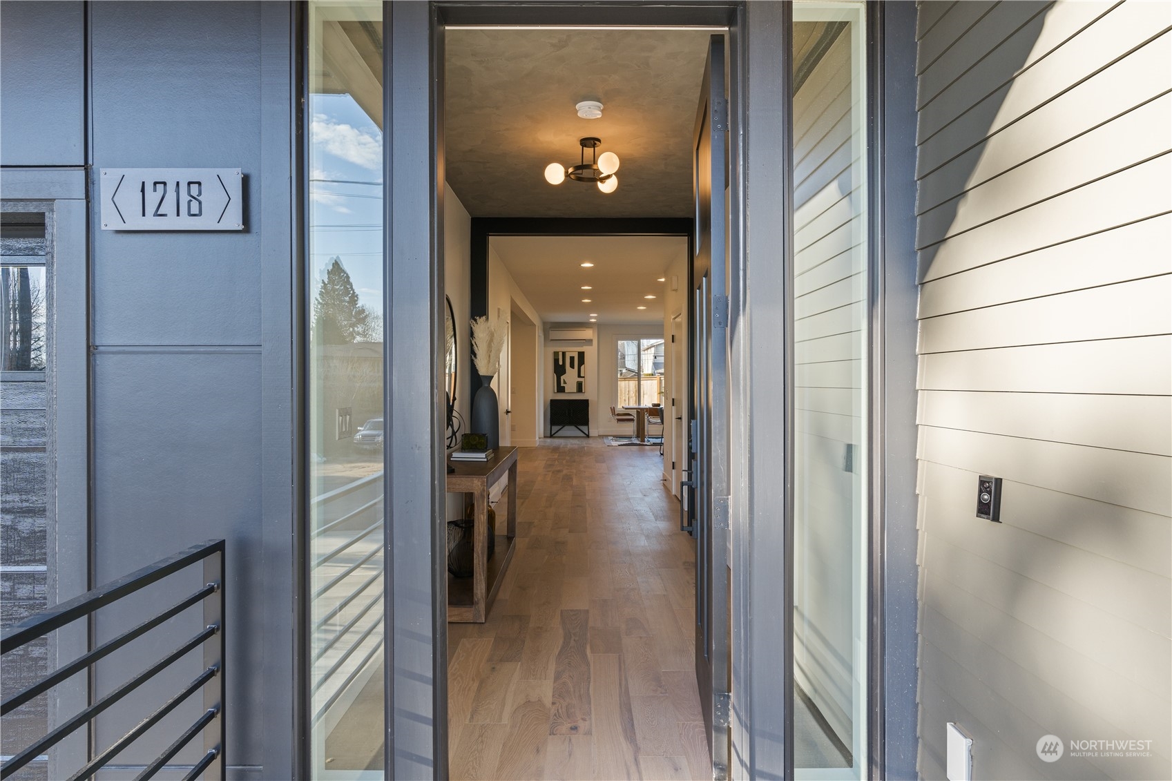 1218 North 35th Street Renton, WA 98056 - Photo 1 of 33