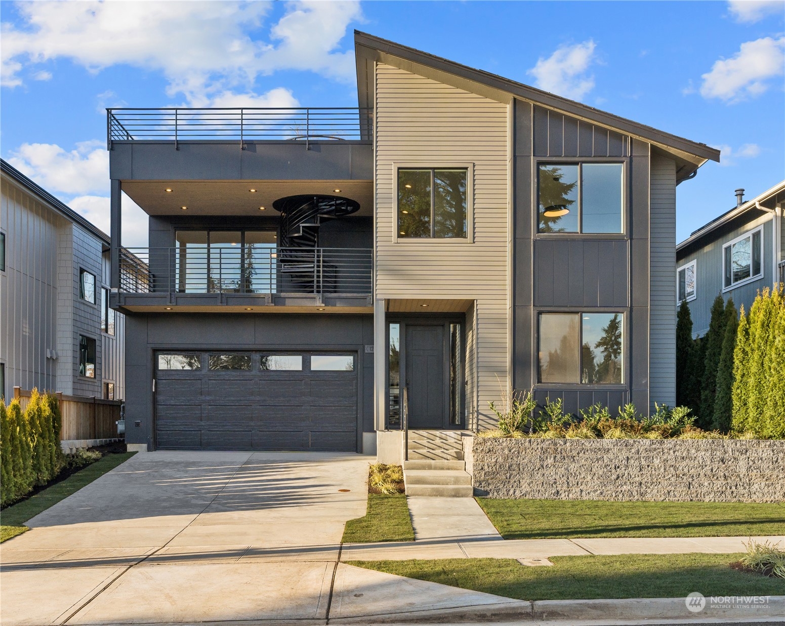 1218 North 35th Street Renton, WA 98056 - Photo 2 of 33