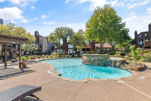 $130,000 | 1704 Baird Farm Circle, Unit 4114, Arlington, TX 76006