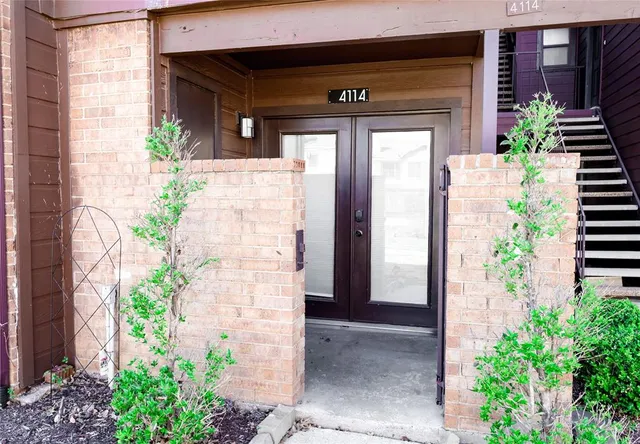 $130,000 | 1704 Baird Farm Circle, Unit 4114, Arlington, TX 76006