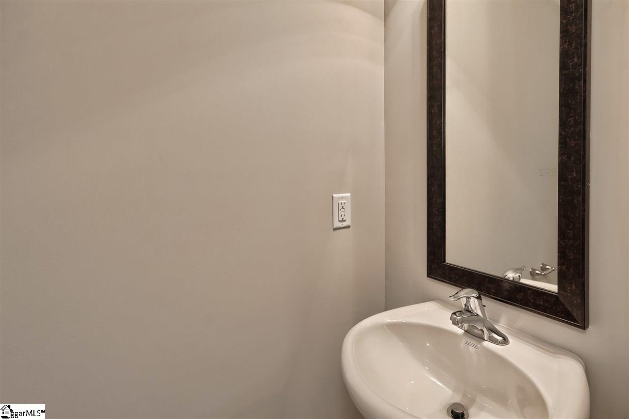261 Springfield Circle Easley, SC 29642 - Photo 15 of 30 Gallery Image 15