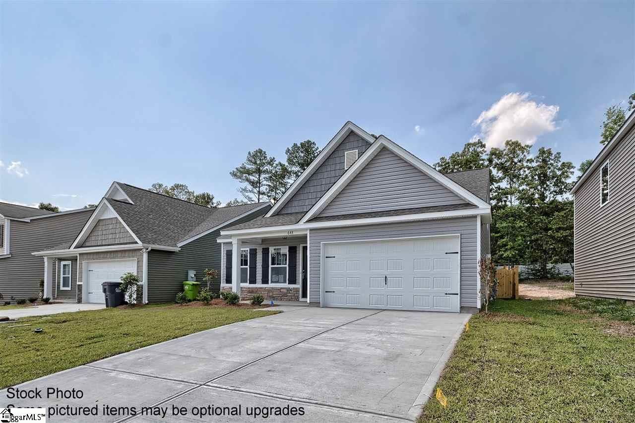 261 Springfield Circle Easley, SC 29642 - Photo 3 of 30 Gallery Image 3