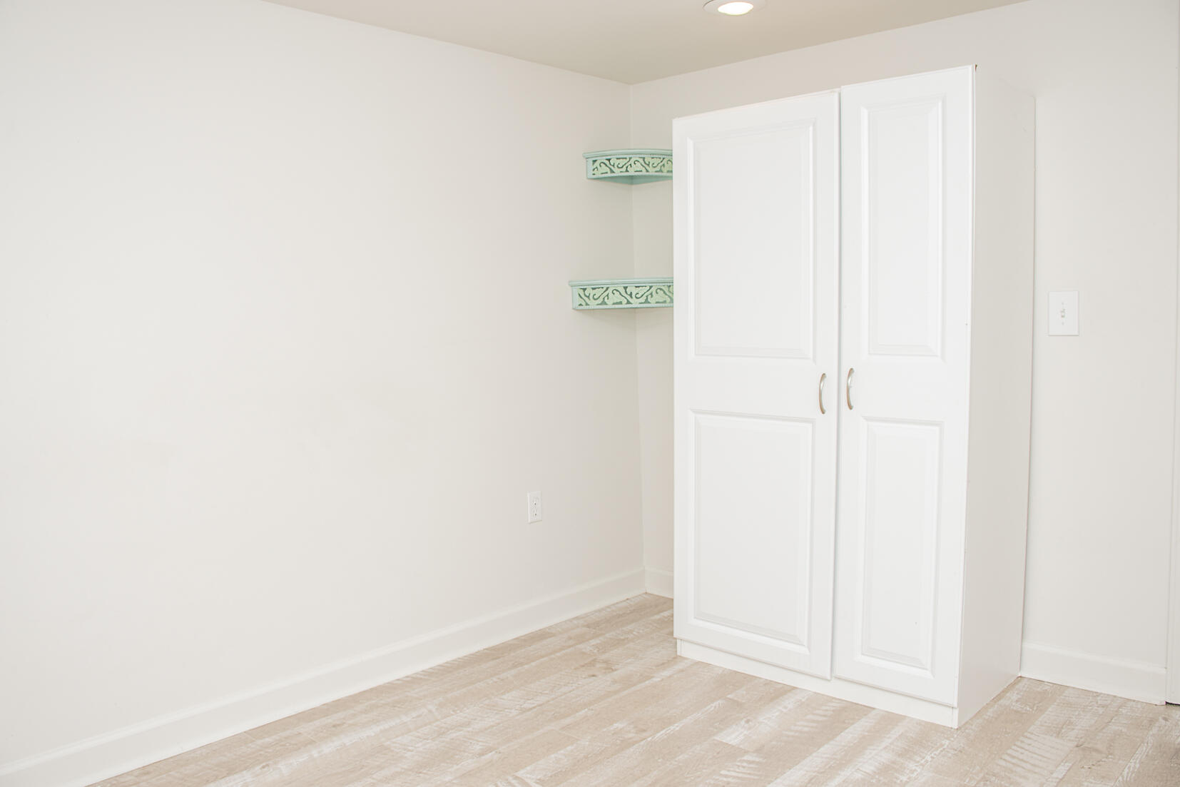 452 North Spring Street Crestview, FL 32536 - Photo 9 of 11 a view of small space