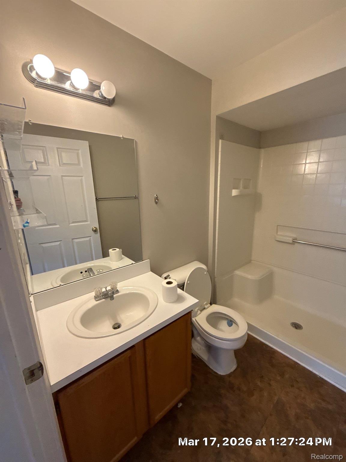 4253 Schaefer Road Dearborn, MI 48126 - Photo 3 of 10