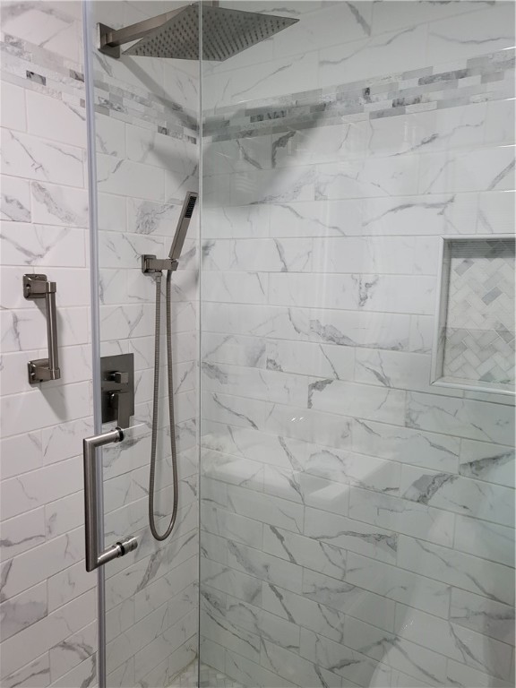 27 Frederick Street Warwick, RI 02888 - Photo 14 of 50