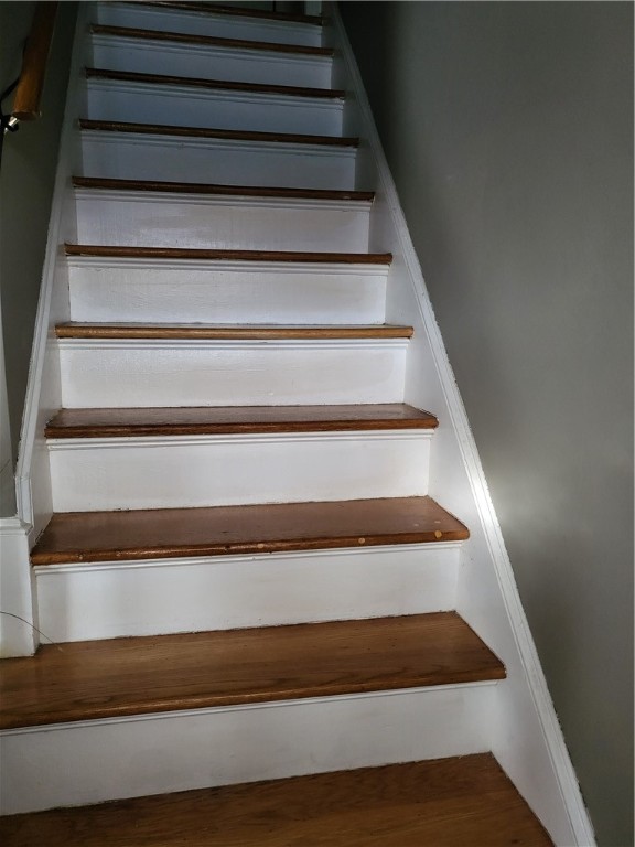 27 Frederick Street Warwick, RI 02888 - Photo 16 of 50