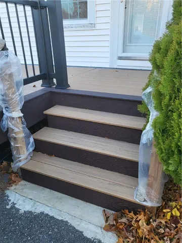 $354,900 | 27 Frederick Street, Warwick, RI 02888