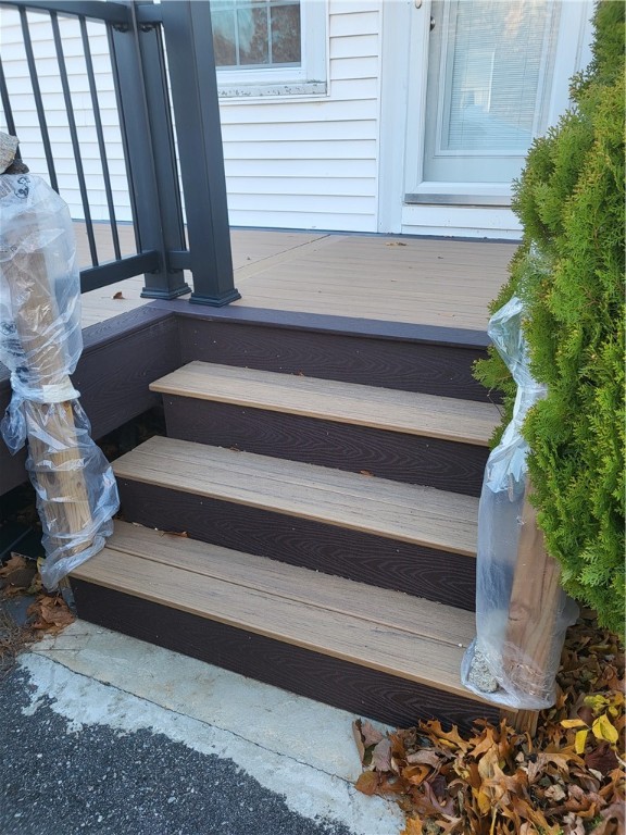 27 Frederick Street Warwick, RI 02888 - Photo 41 of 50