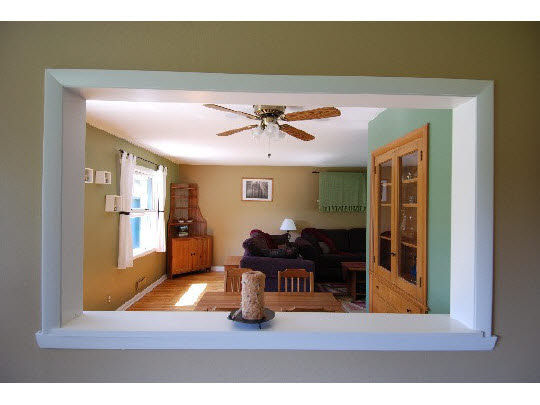4224 Pinecrest Road Rockford, IL 61107 - Photo 6 of 11 a living room with furniture