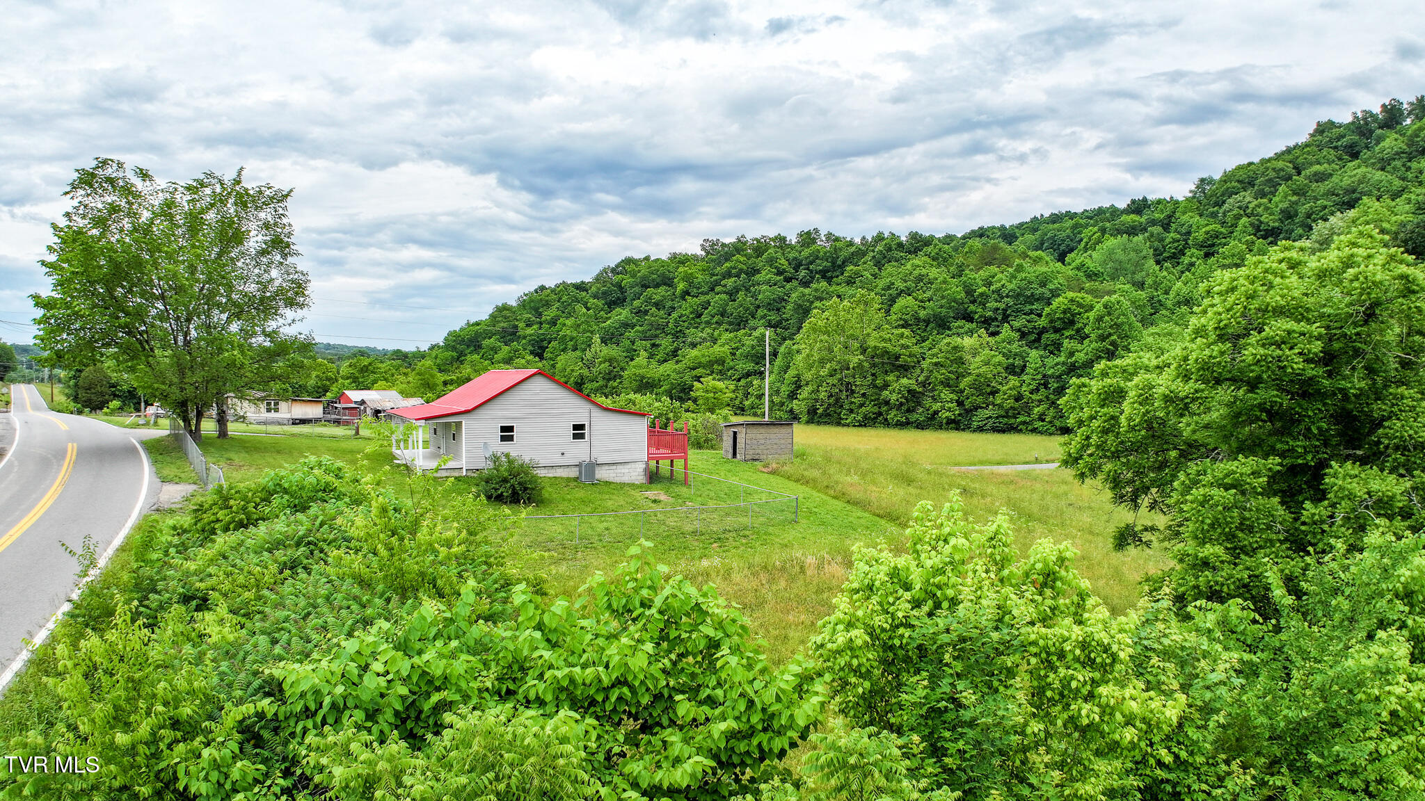 103 Vinson Hollow Road Newport, TN 37821 - Photo 16 of 41 DJI_20260521044034_0098_D