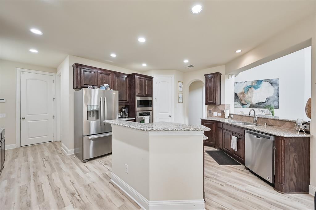 8321 Inverness The Colony, TX 75056 - Photo 15 of 39