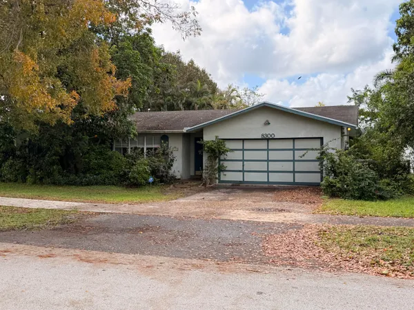 $575,000 | 8300 Southwest 26th Place, Davie, FL 33328