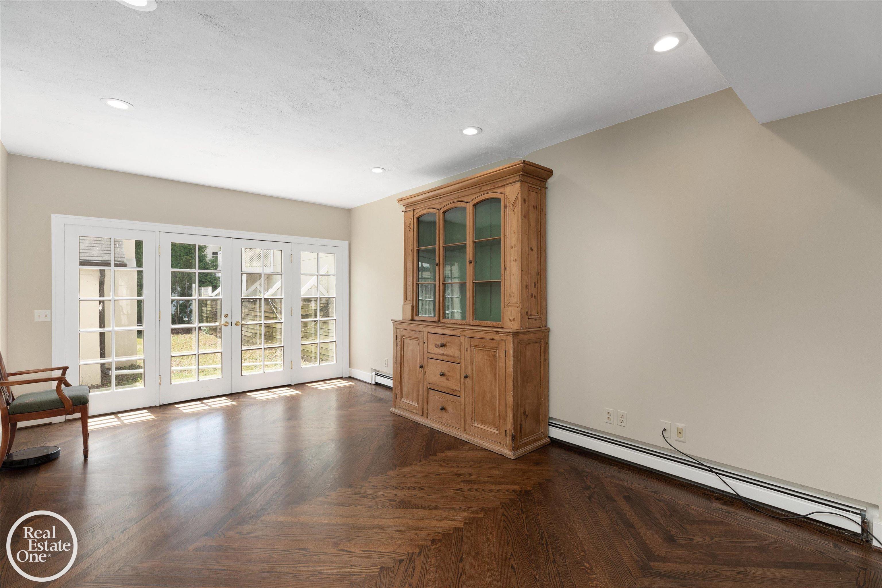 277 Lincoln Road Grosse Pointe, MI 48230 - Photo 23 of 63