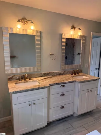 $2,195 | 9 Foxtrail Court, Simpsonville, SC 29680