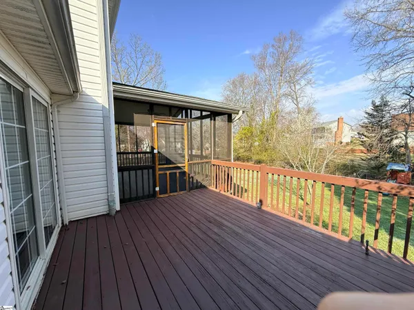 $2,195 | 9 Foxtrail Court, Simpsonville, SC 29680