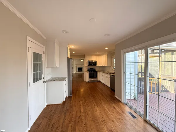 $2,195 | 9 Foxtrail Court, Simpsonville, SC 29680