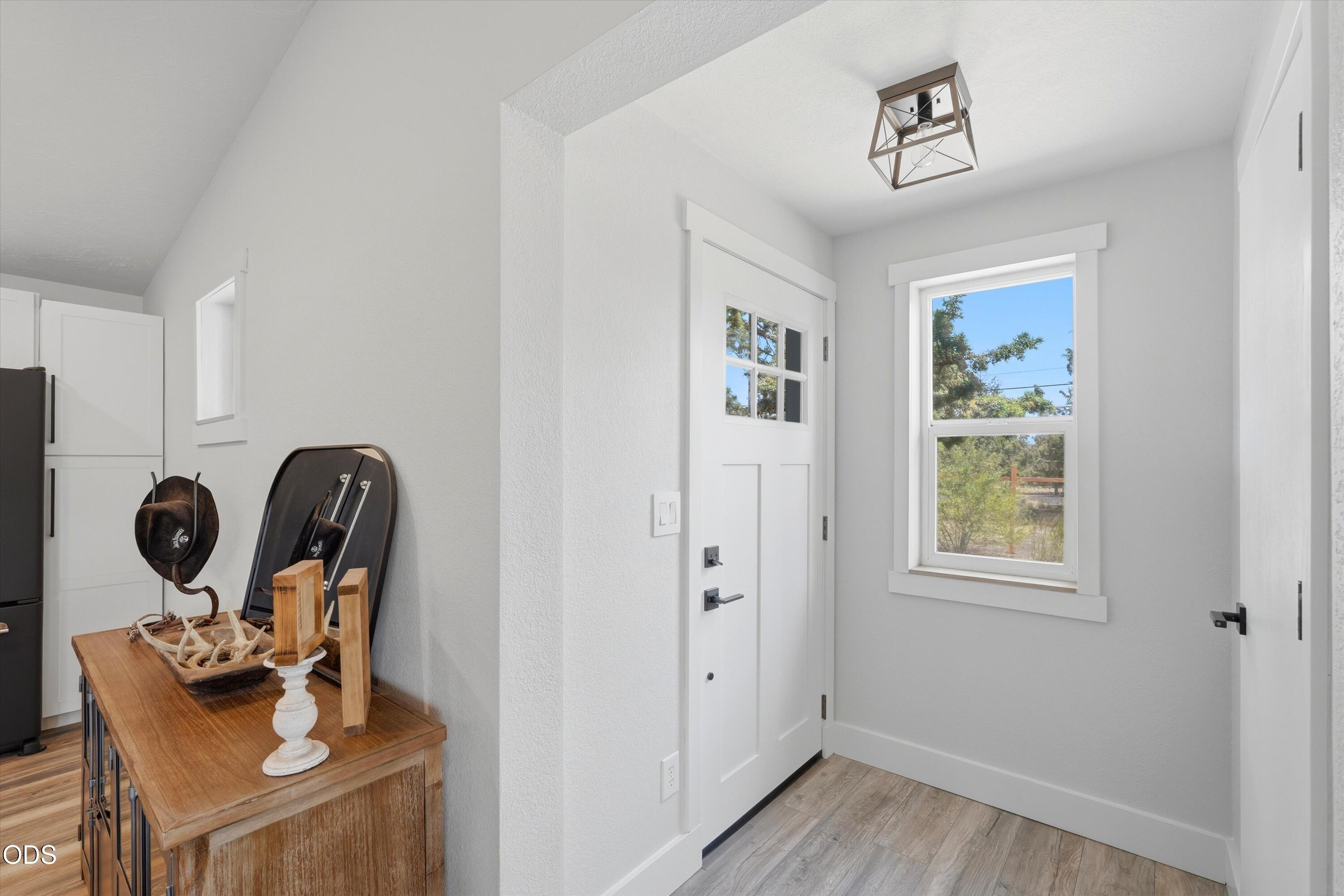 8120 Southwest Shad Road Terrebonne, OR 97760 - Photo 5 of 47