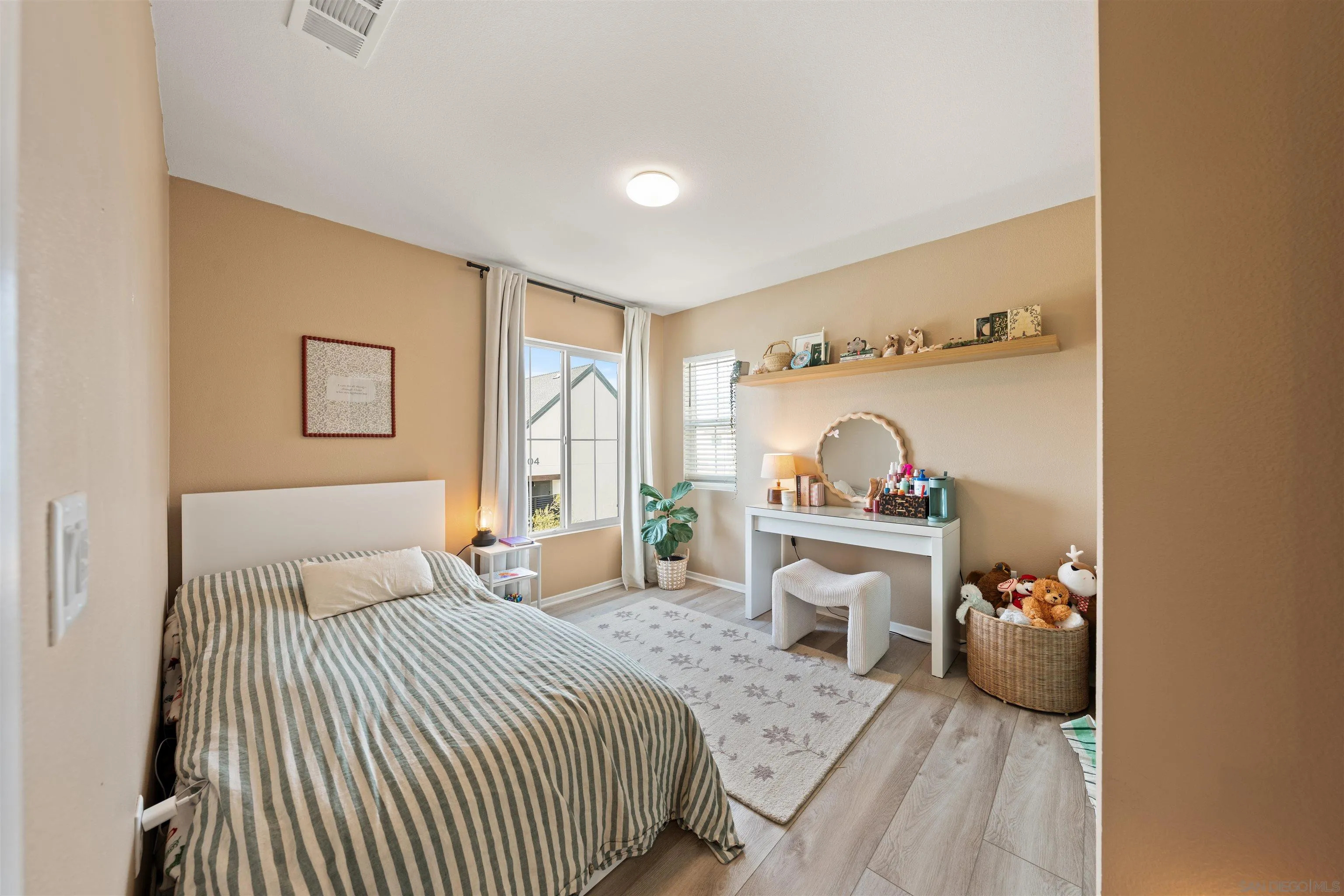 303 Citrine Trail Fallbrook, CA 92028 - Photo 23 of 47