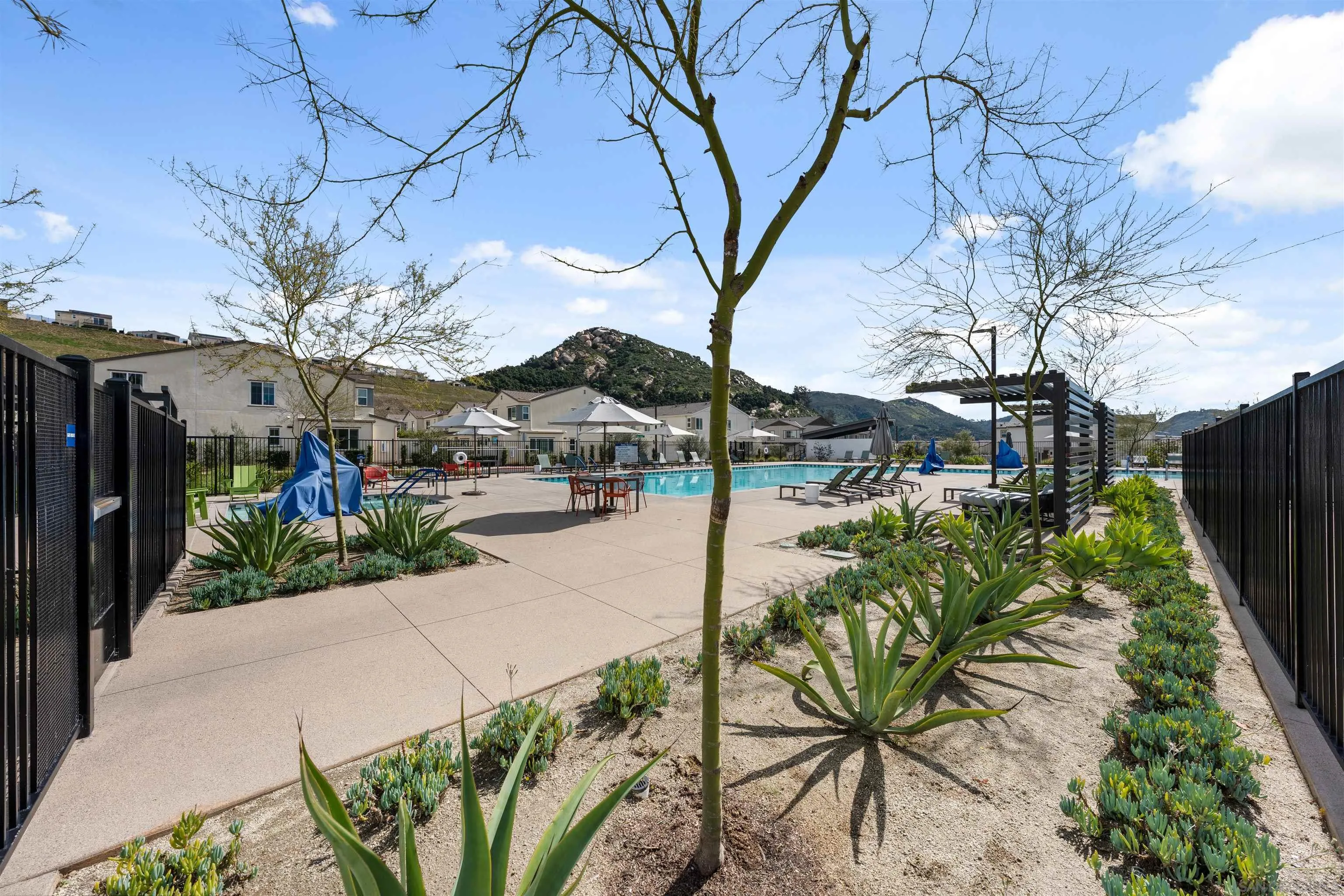 303 Citrine Trail Fallbrook, CA 92028 - Photo 37 of 47