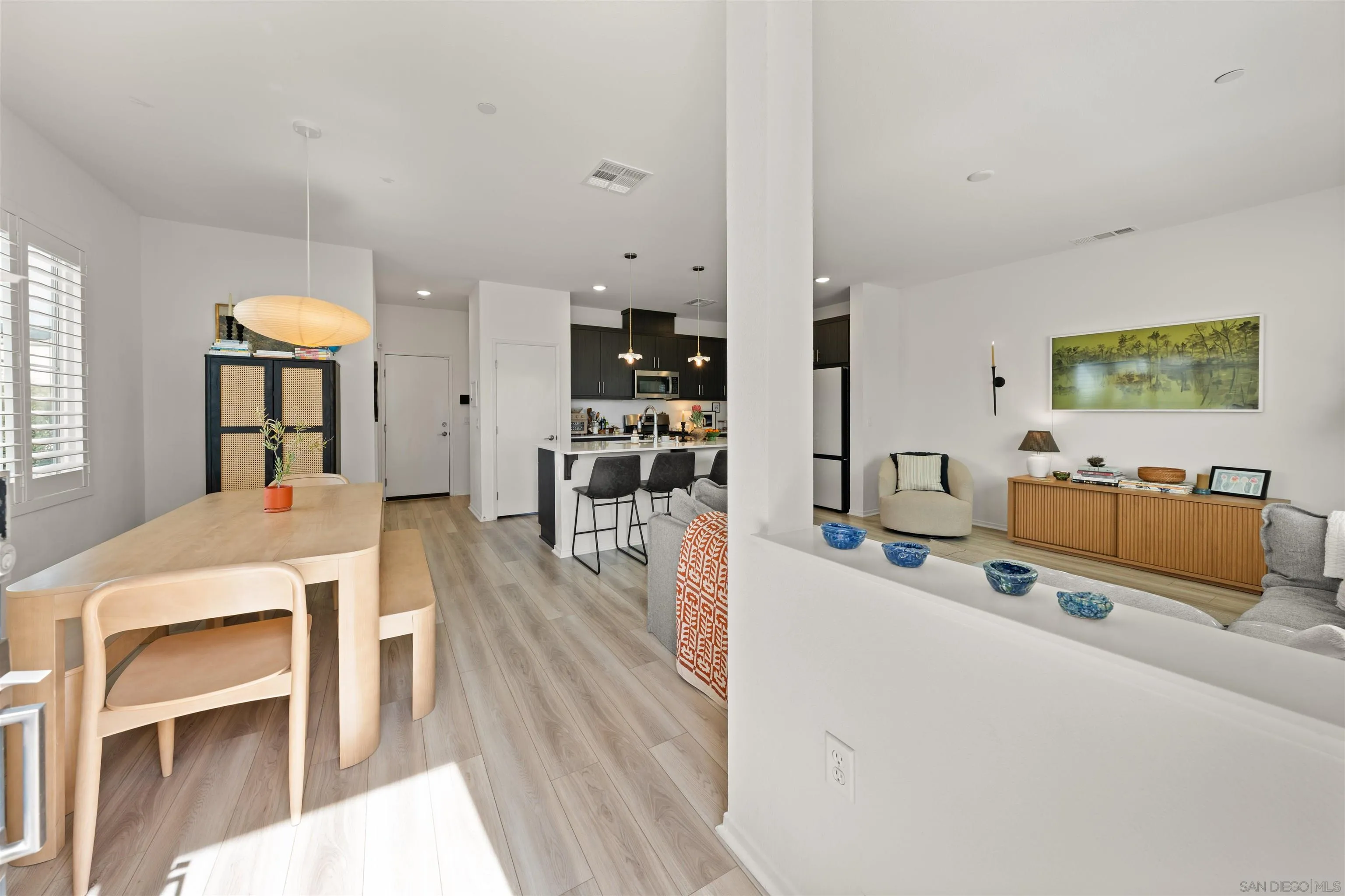 303 Citrine Trail Fallbrook, CA 92028 - Photo 8 of 47