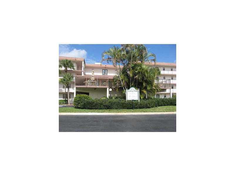 9233 Southwest 8th Street, Unit 222 Boca Raton, FL 33428 - Photo 13 of 16 Building exterior