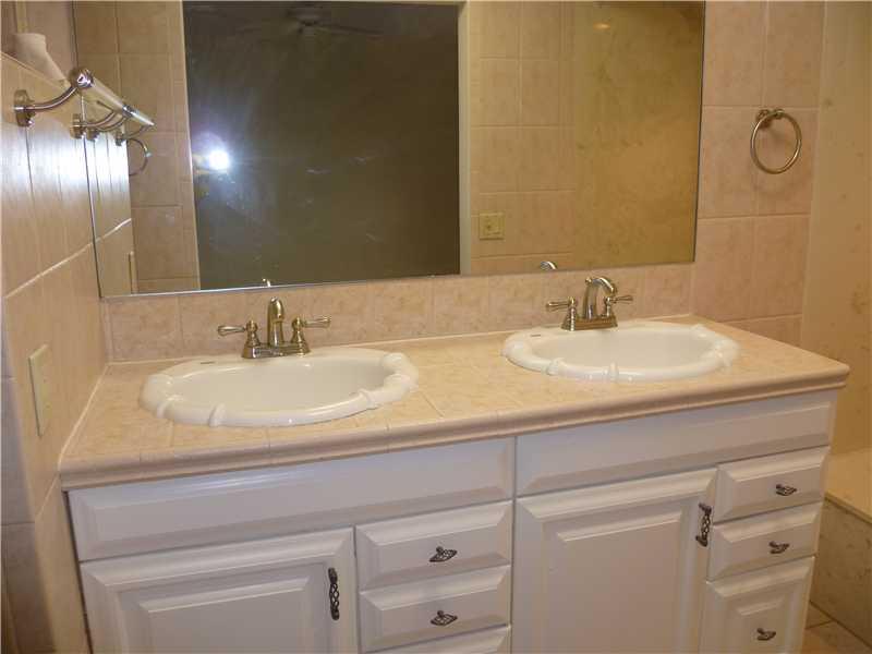 9233 Southwest 8th Street, Unit 222 Boca Raton, FL 33428 - Photo 9 of 16 Master bath