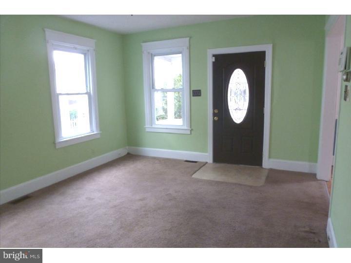 22 West Chelton Road Brookhaven, PA 19015 - Photo 3 of 15 Living Room