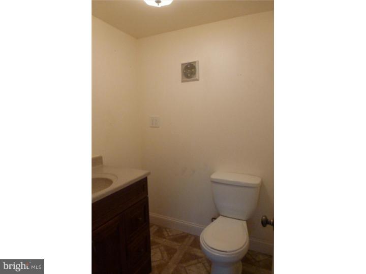 22 West Chelton Road Brookhaven, PA 19015 - Photo 5 of 15 Half Bath