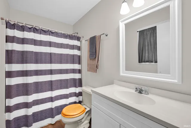 $260,000 | 1351 Copperhead Valley Road, Orleans, IN 47452