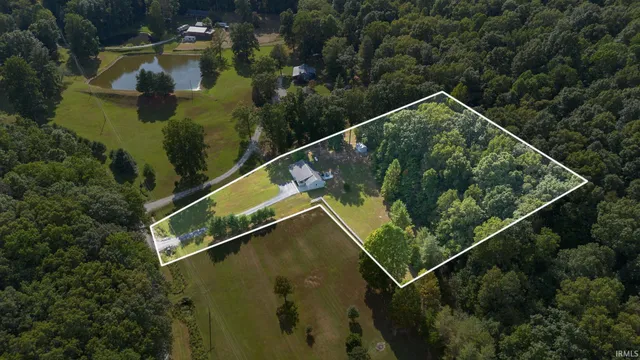 $260,000 | 1351 Copperhead Valley Road, Orleans, IN 47452