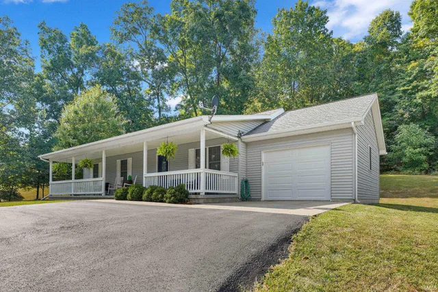 $260,000 | 1351 Copperhead Valley Road, Orleans, IN 47452