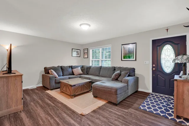 $260,000 | 1351 Copperhead Valley Road, Orleans, IN 47452