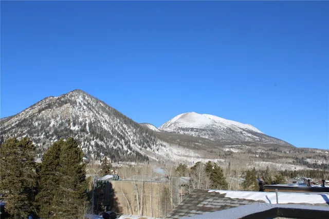a view of a large building