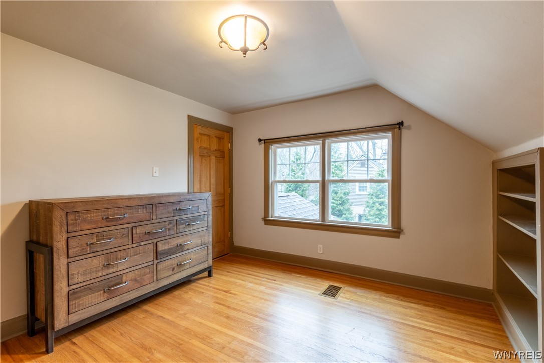 130 Allendale Road West Seneca, NY 14224 - Photo 10 of 27 Bedroom