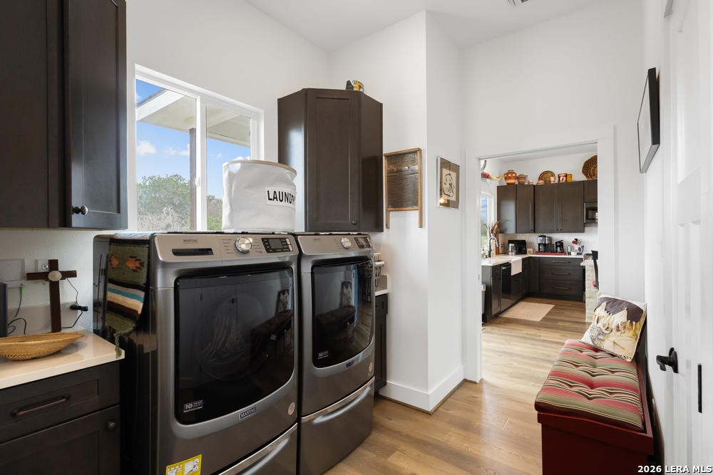 175 Pine Tree Road Medina, TX 78055 - Photo 21 of 34 a kitchen with stainless steel appliances granite countertop a refrigerator and a stove