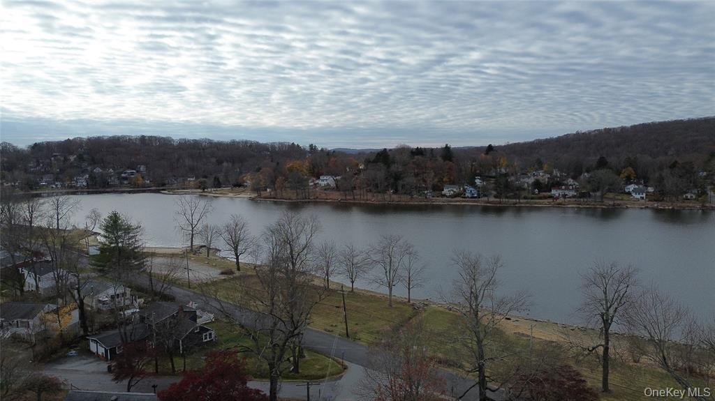 14 Hawthorne Road Carmel, NY 10512 - Photo 1 of 14